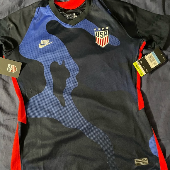 Nike Tops - Team USA Nike Women’s Soccer Jersey (Medium) Retails For $90